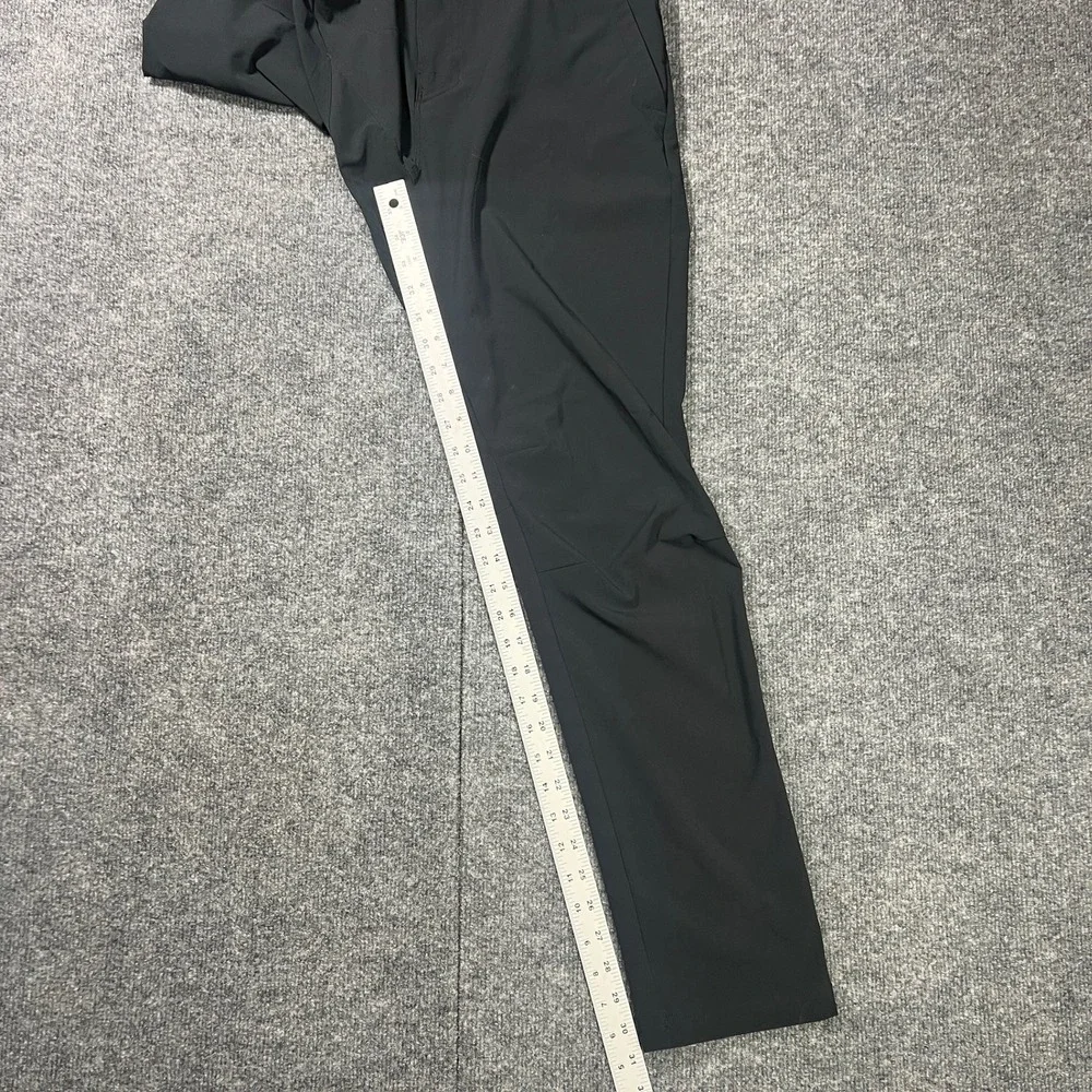 Under Armour Storm Fusion Mens 32 Golf Hiking Pants Fitted Black UPF-50+ 1331851